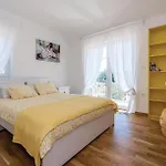 Three-bedroom In Pakovo Selo