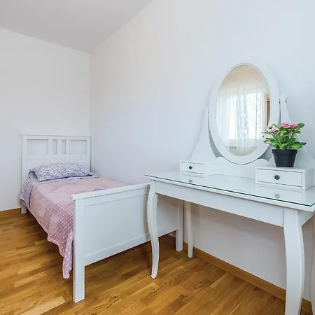 בית נופש Three-bedroom In