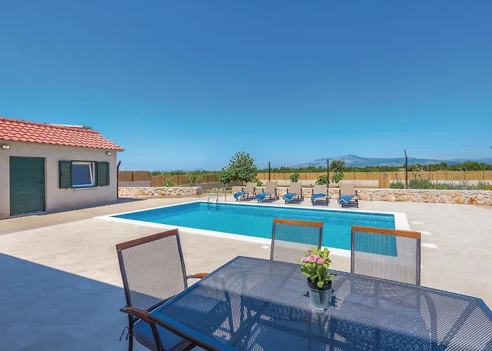 Three-bedroom In * Pakovo Selo